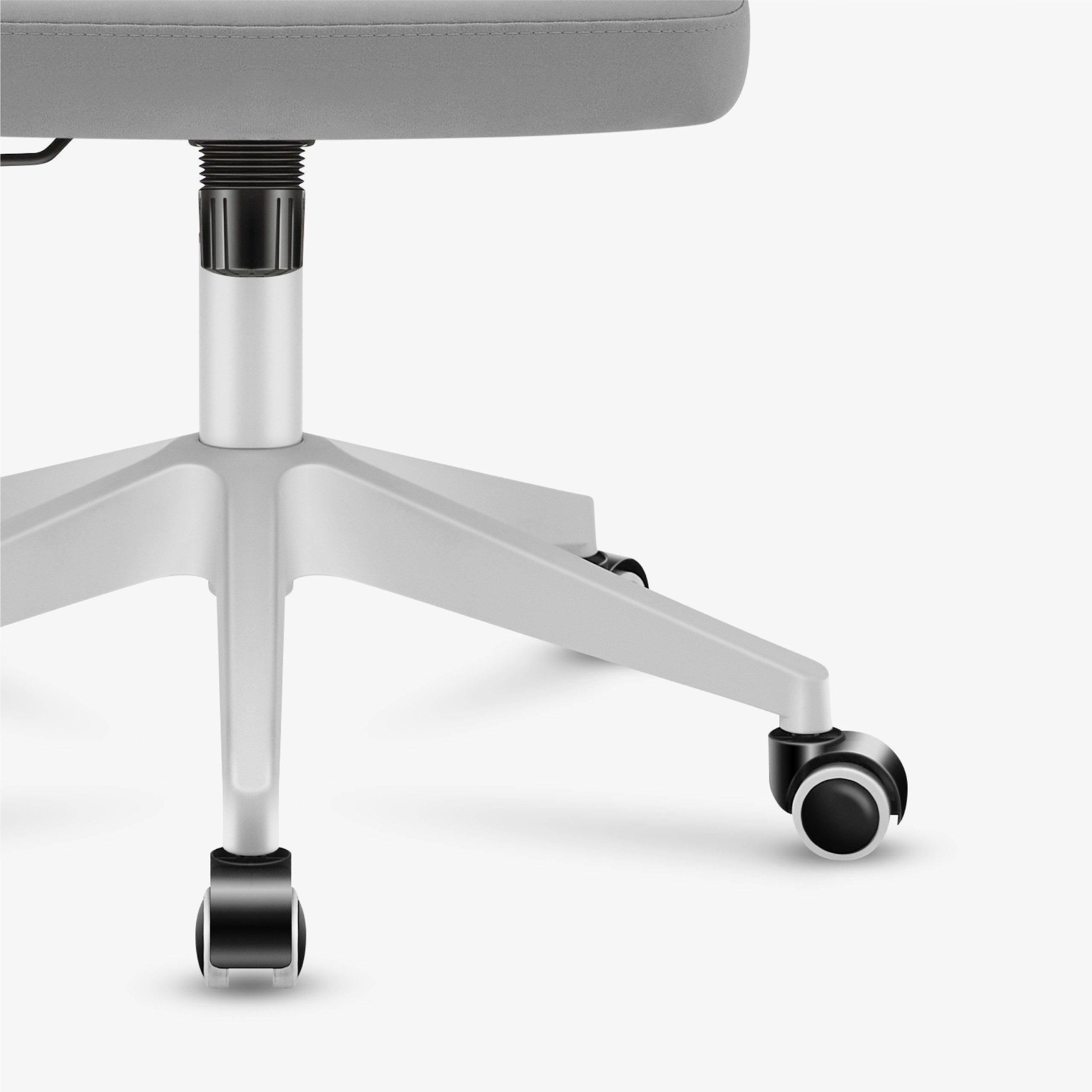 Wygodne, odchylane podłokietniki dla lepszego komfortu