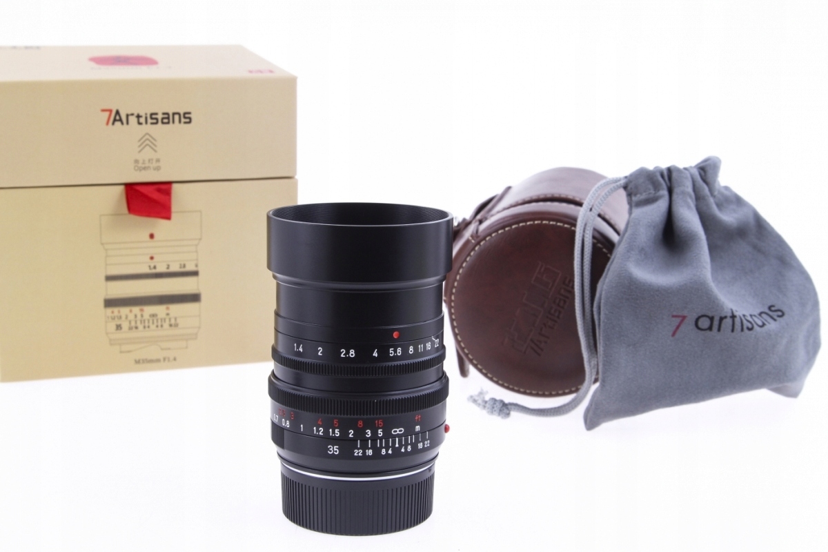 Akcesoria w zestawie – Skórzane etui dla ochrony obiektywu