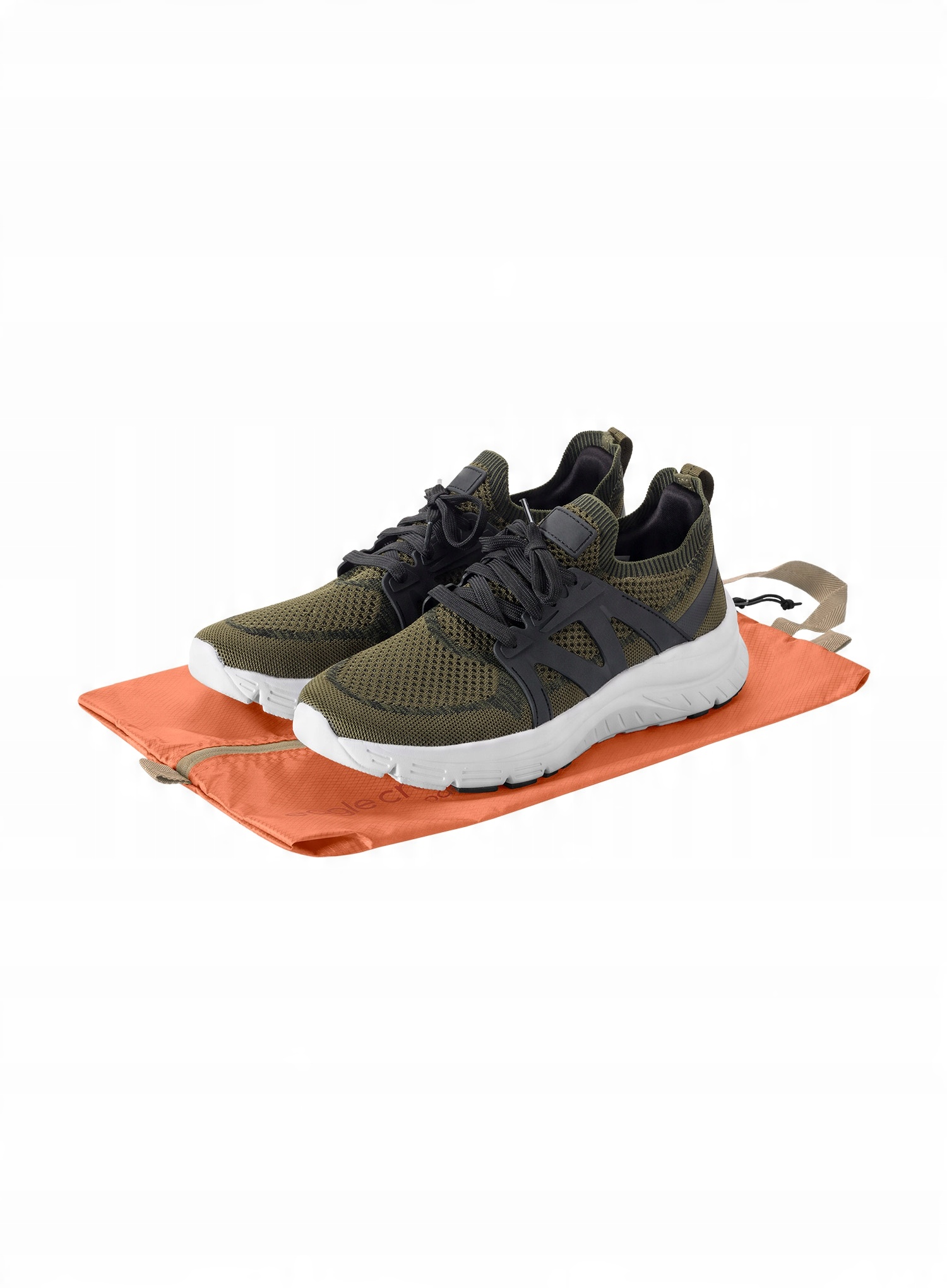 Oddzielanie brudnych butów od czystych rzeczy