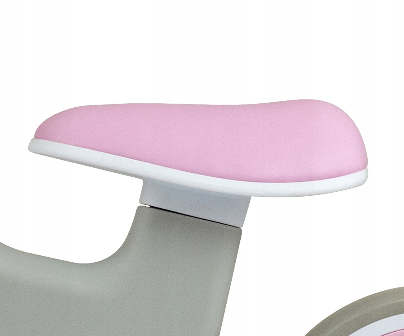 Wygodne i wyprofilowane siedzisko