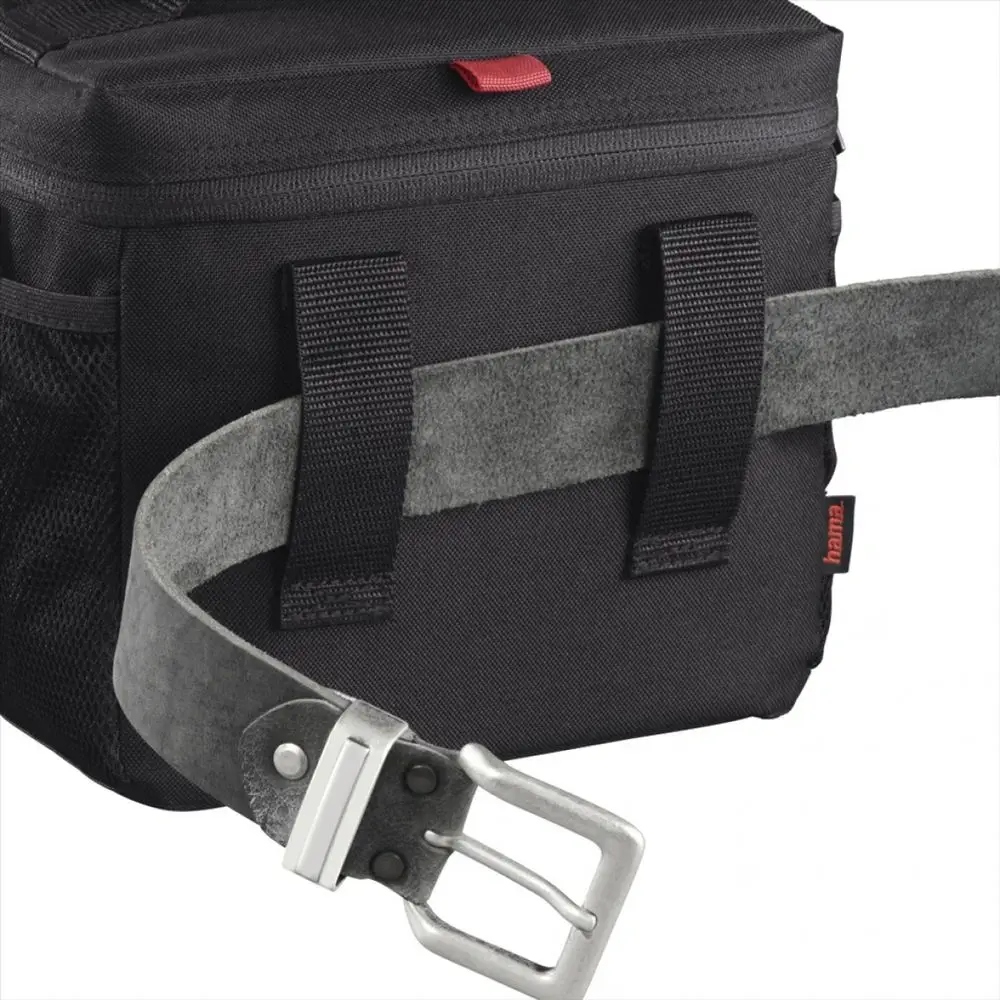 Dodatkowe boczne kieszenie z siatki