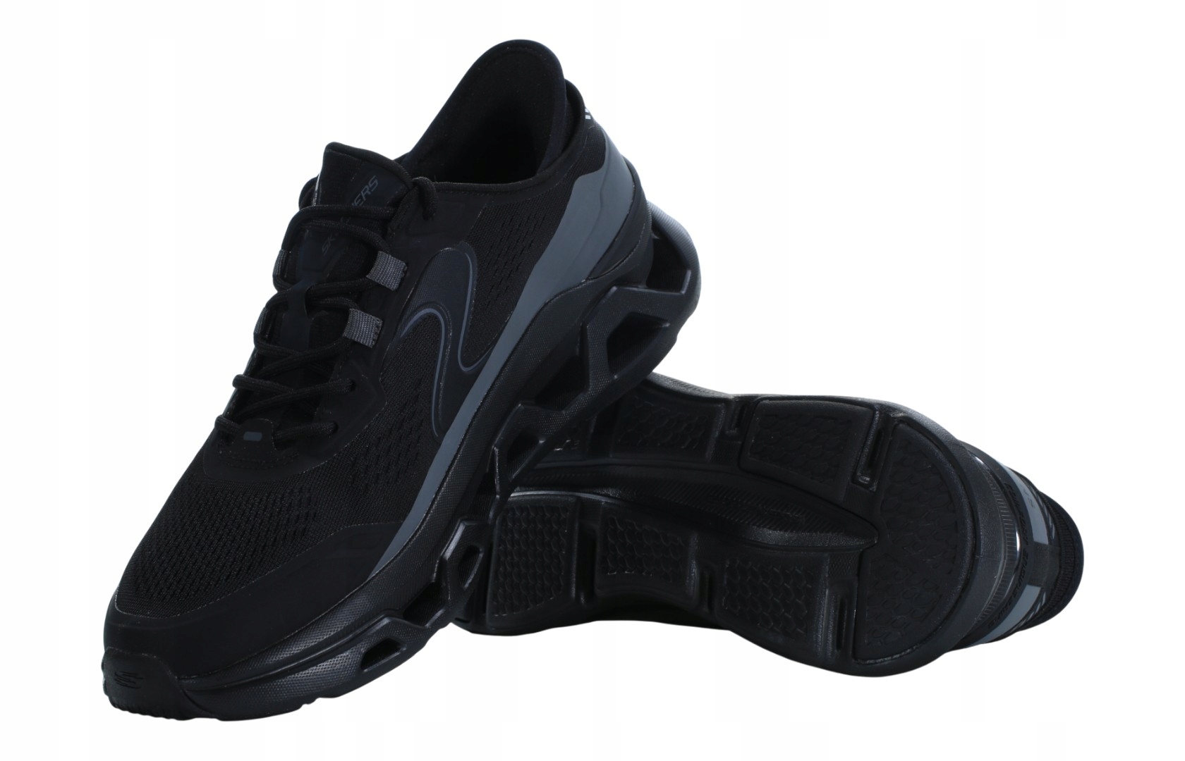 Amortyzacja i wsparcie dzięki wkładce Skechers Air-Cooled Memory Foam®