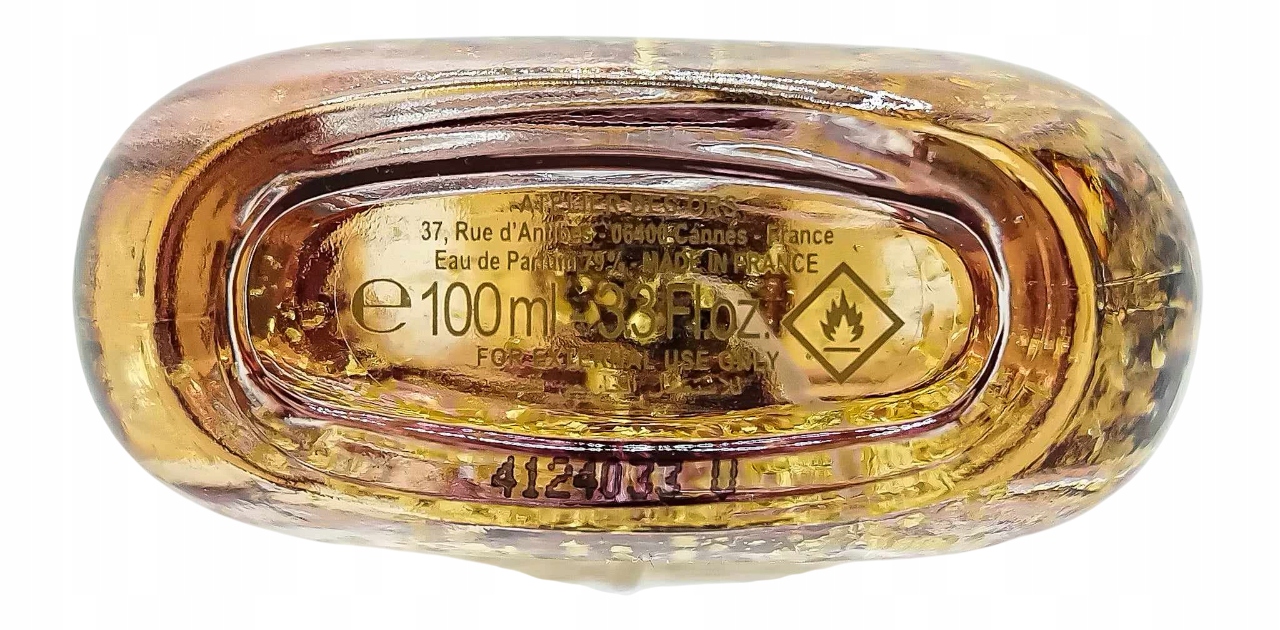 Nowoczesny flakon o wadze 287,6 g