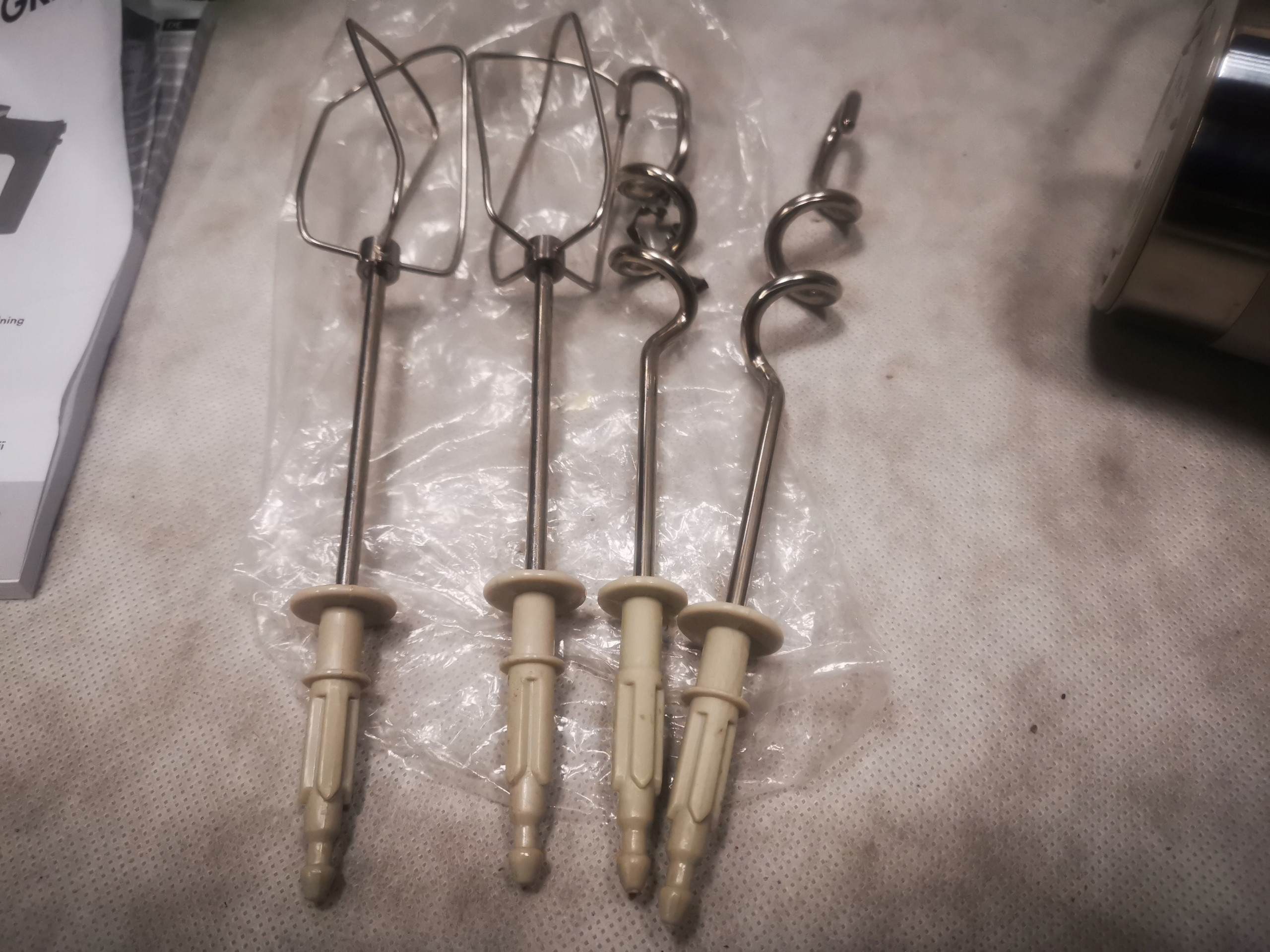 Długi kabel 1,65 m – Swoboda ruchu podczas pracy