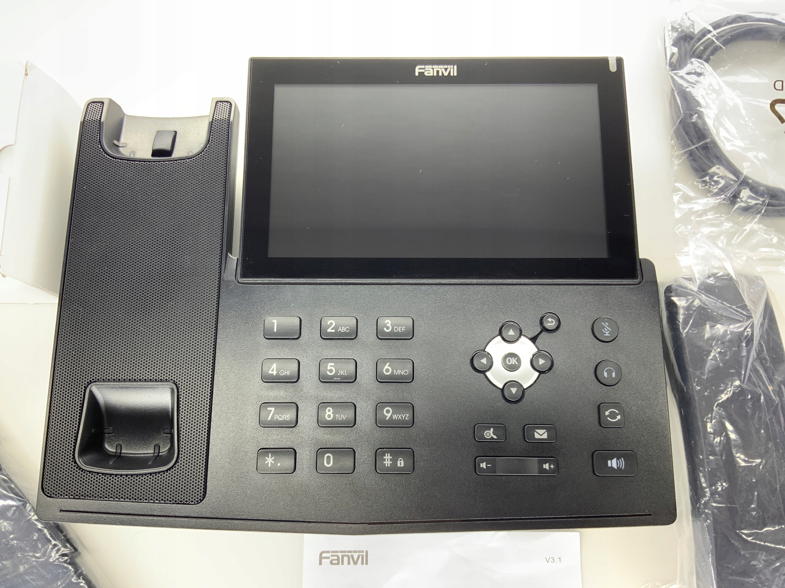 Wydajność i funkcjonalność: 20 linii i obsługa PoE