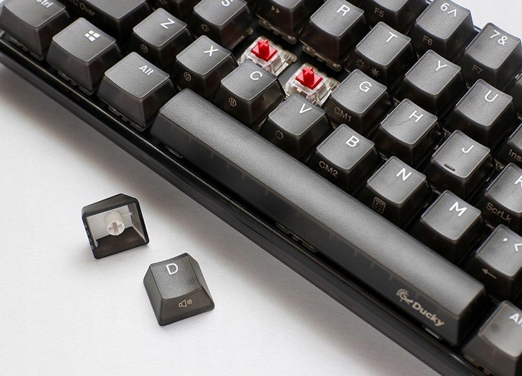 Klawiatura Ducky One 3 Aura Black SF Gaming – Doskonałe wsparcie dla graczy