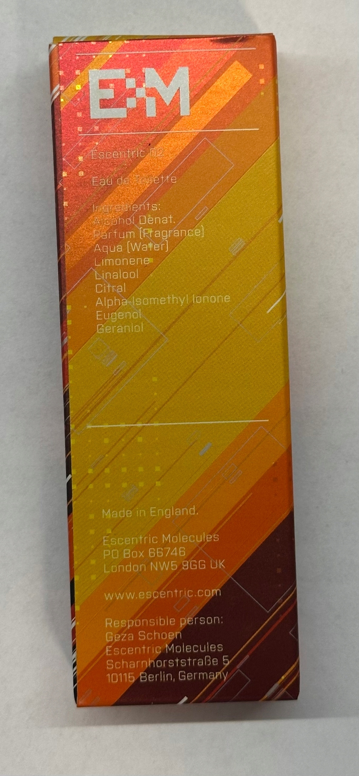 Efekt odświeżenia – Zapach przypominający gin z tonikiem