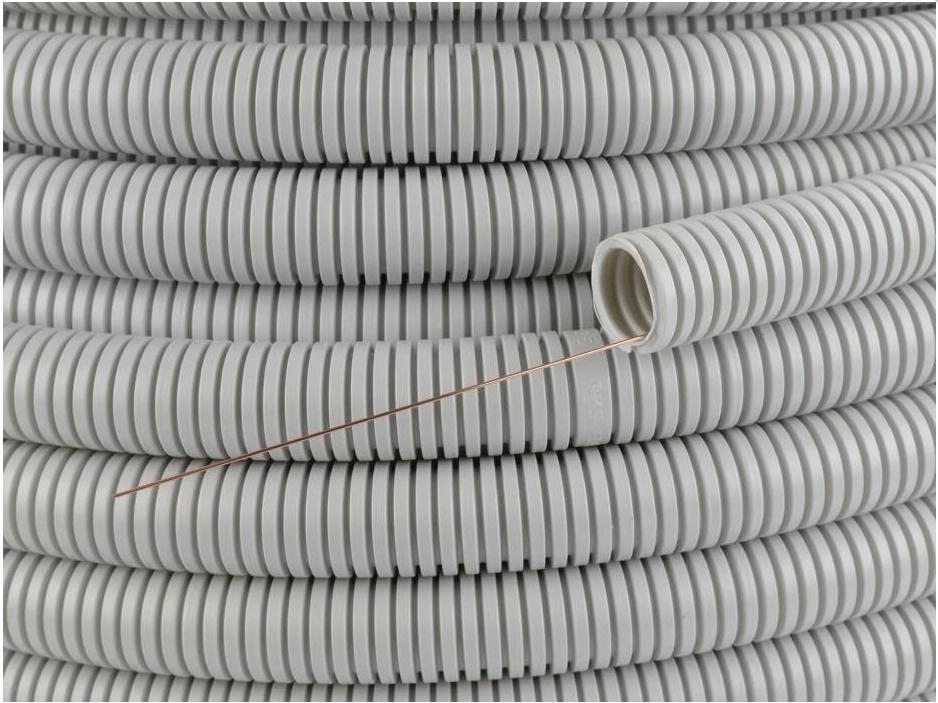 Właściwości rury karbowanej – giętka i odporna na czynniki zewnętrzne