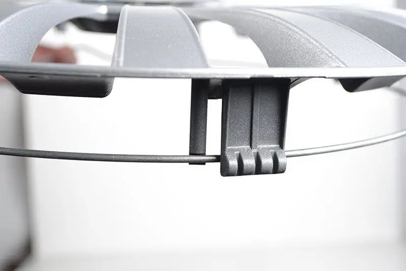 Regulowana sprężyna – Stabilność i pewność montażu