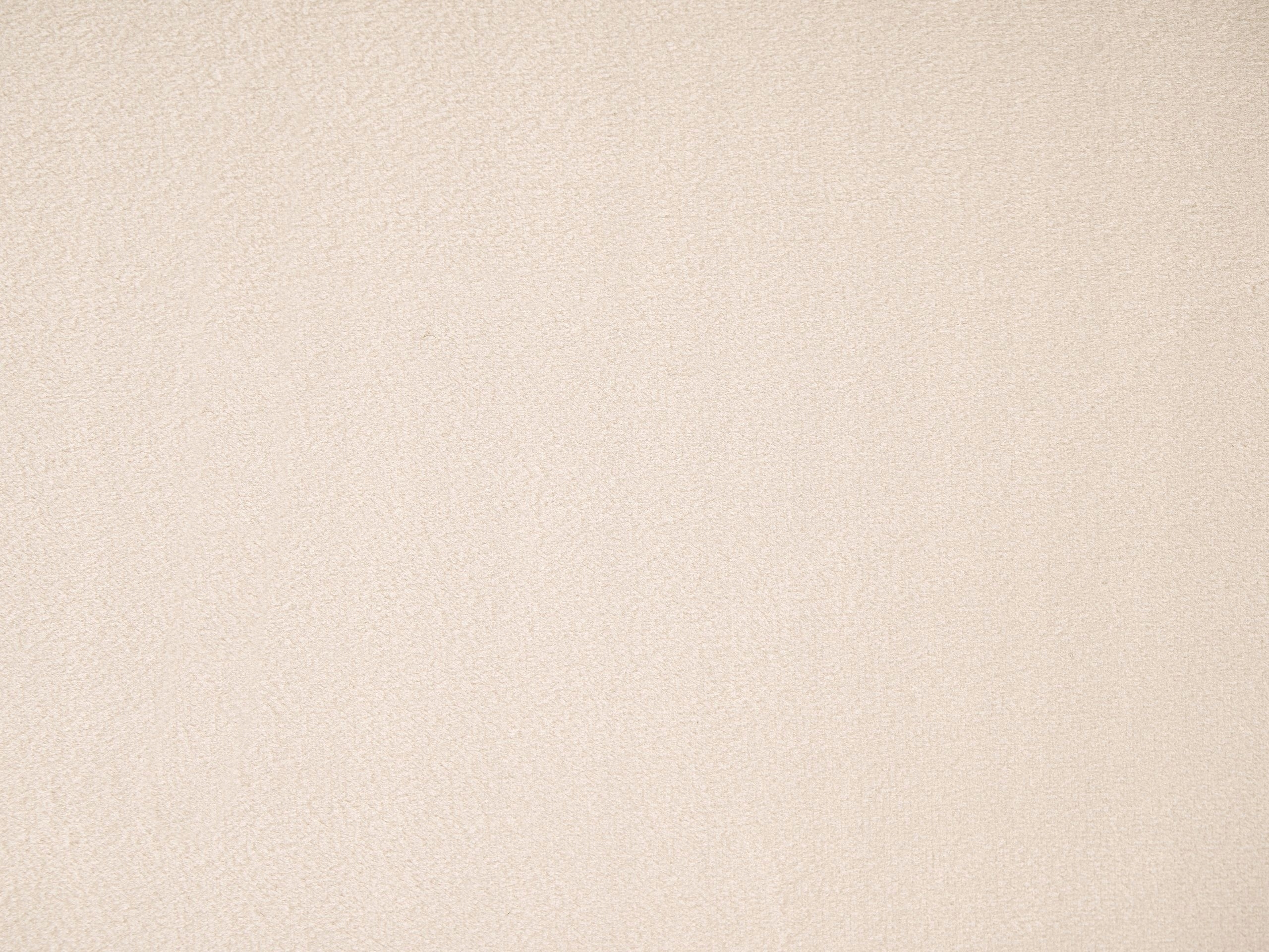 Bezpieczeństwo i stabilność – Solidna konstrukcja i drabinka