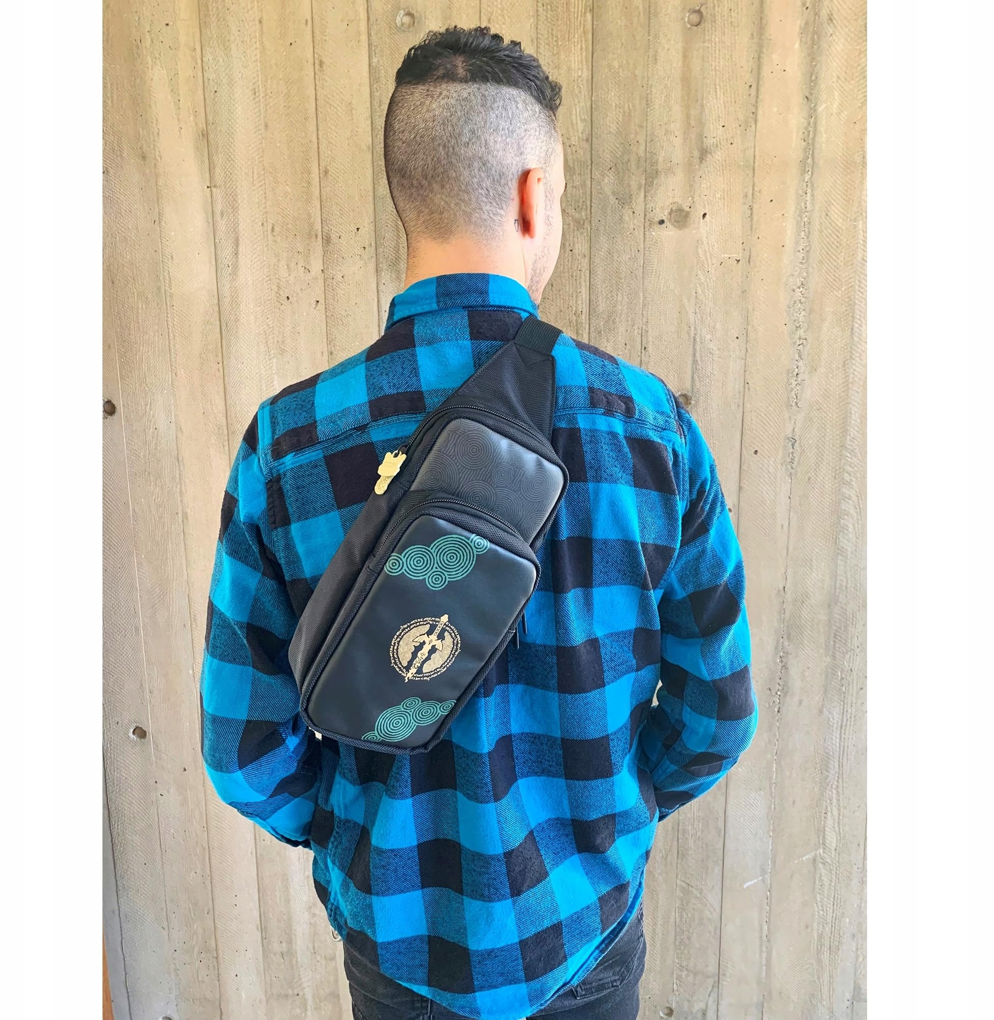 Wysokiej jakości torba cross-body z regulowanym paskiem
