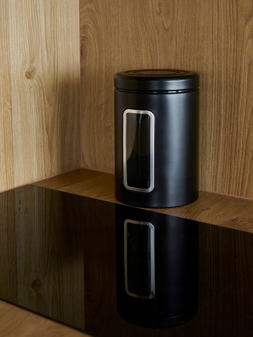 Innowacyjne akrylowe okienko dla łatwego rozróżniania zawartości