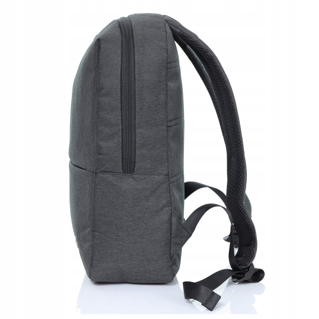 Wymiary idealnie dopasowane do laptopa
