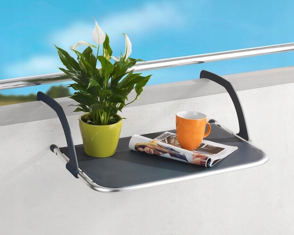 Funkcjonalność 2w1: Suszarka i praktyczny stolik