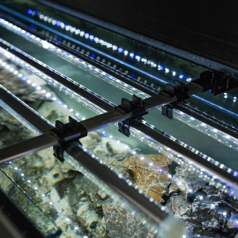 Wymiary i pojemność – Szczegóły techniczne akwarium GLOSSY ST 150 D&N