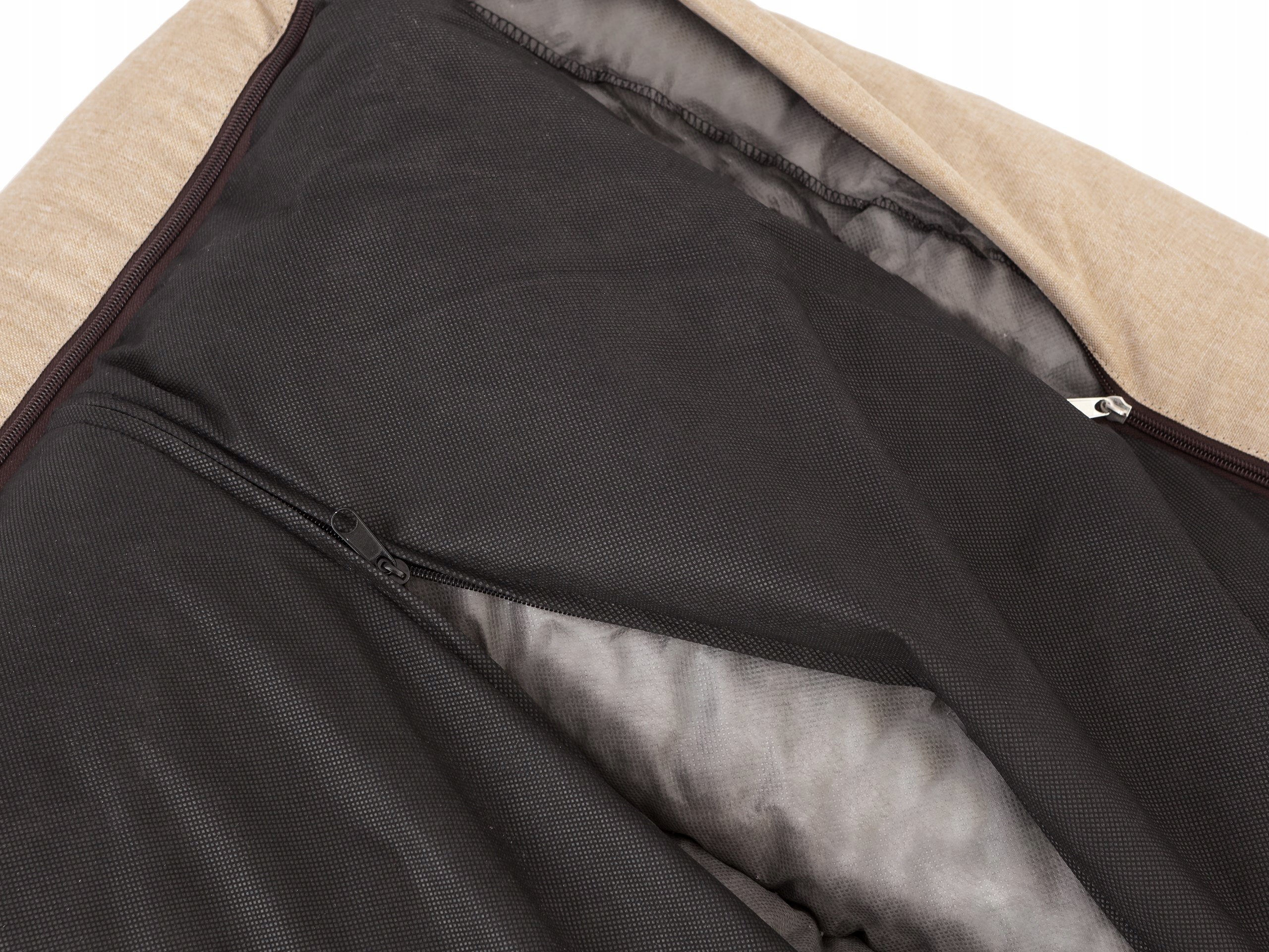 Łatwość w utrzymaniu czystości – Zdejmowany pokrowiec i łatwe czyszczenie