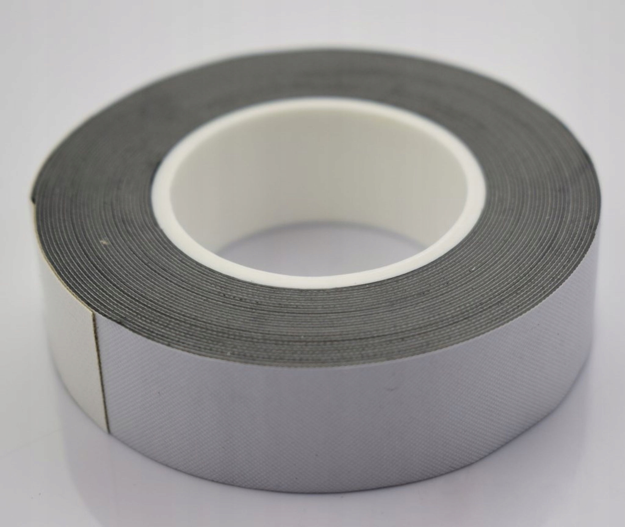 Uniwersalne zastosowanie w różnych dziedzinach