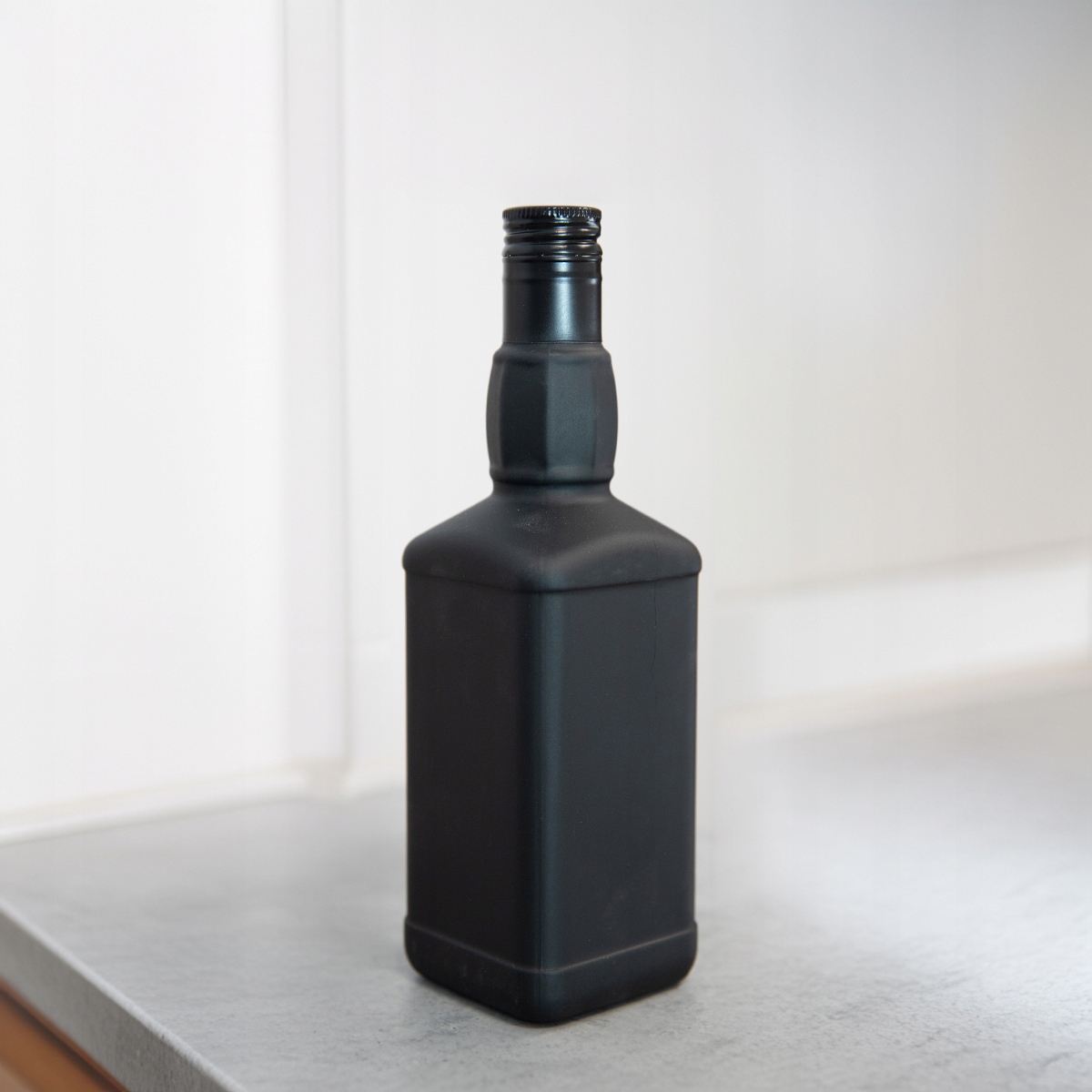 Zalety kwadratowego kształtu butelki