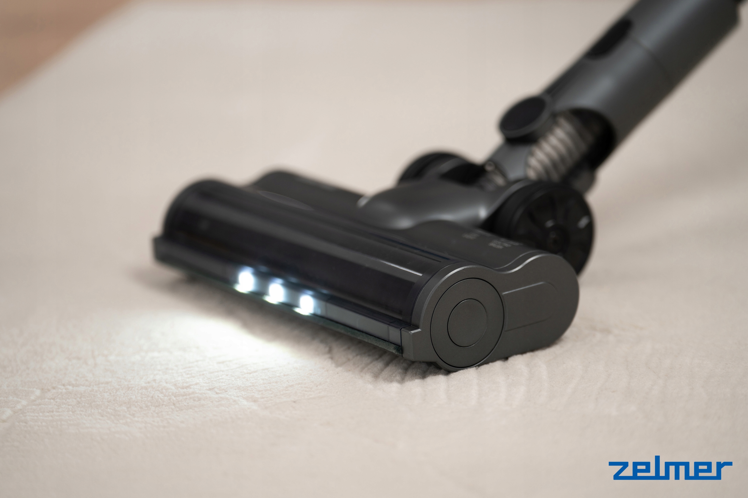 Mini elektroszczotka PET – idealna do usuwania sierści