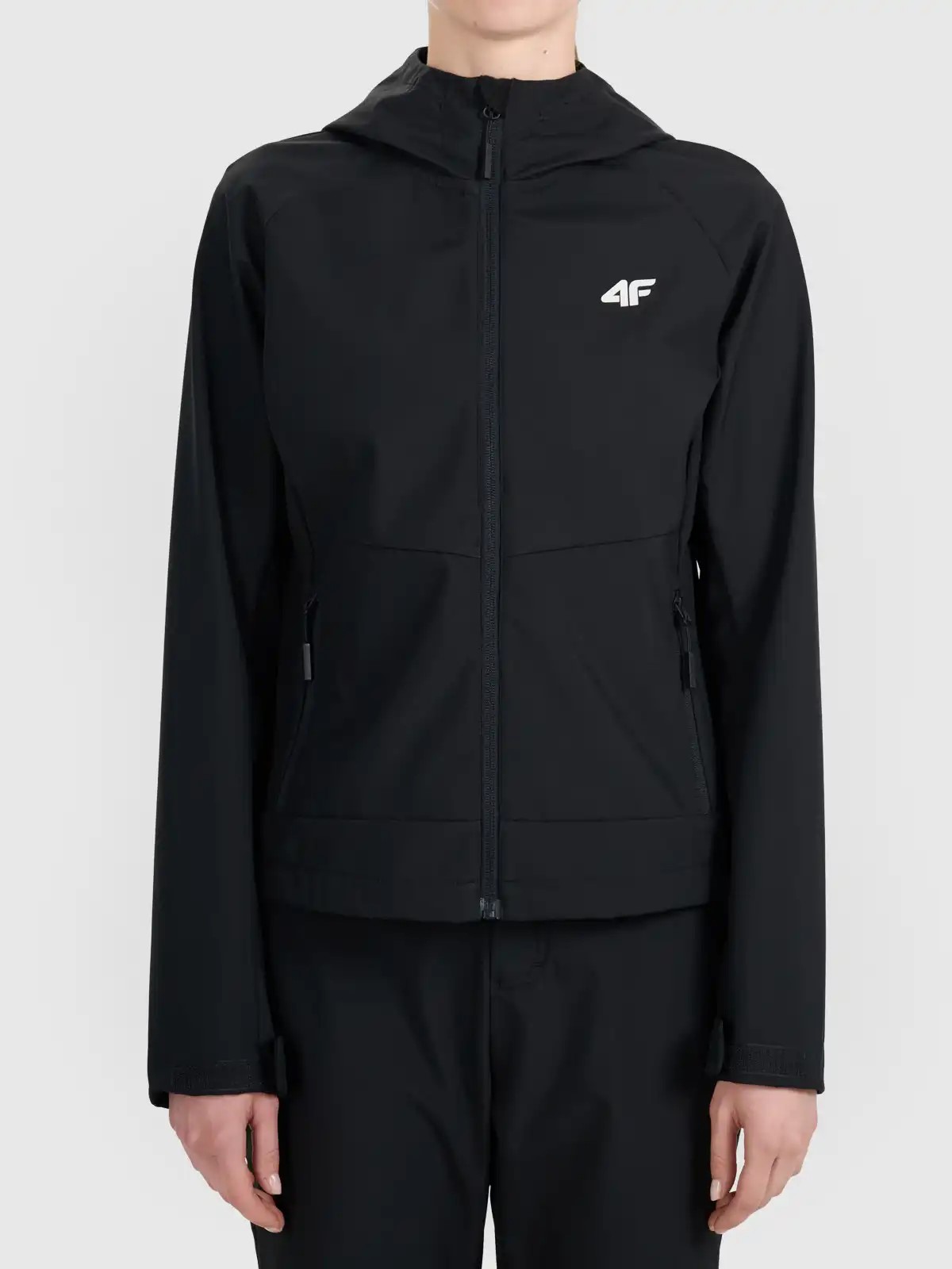 Kurtka damska softshell 4F F546 czarna – Idealna na zmienną pogodę