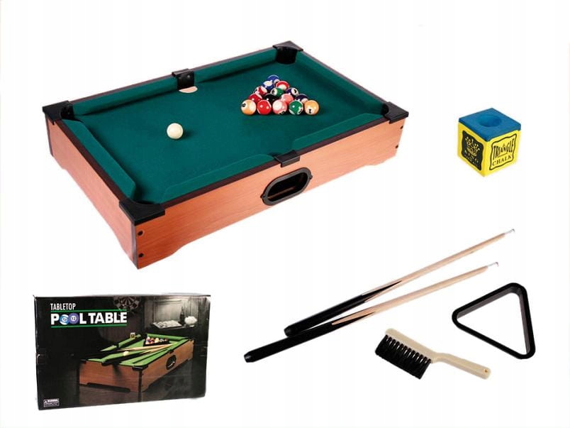 W zestawie: 15 kolorowych bil i akcesoria do gry