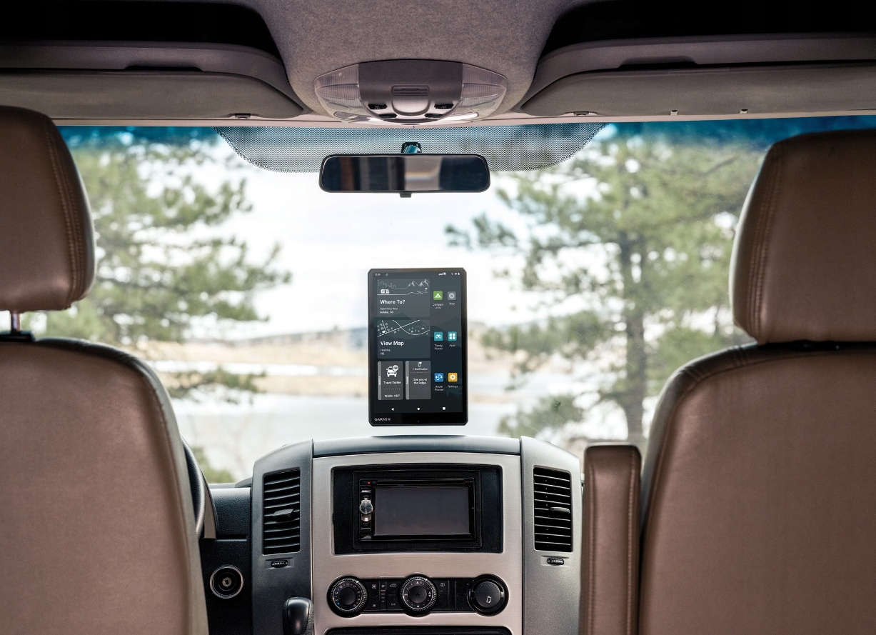 Nawigacja GPS GARMIN Camper 1095 – Twój niezawodny towarzysz podróży