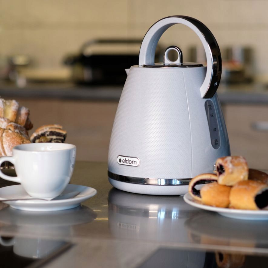 Czajnik elektryczny BEZPRZEWODOWY Eldom C315M 2200W – Wygoda i nowoczesność w Twojej kuchni