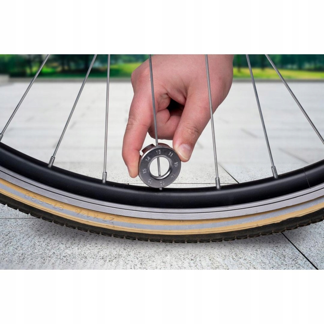 Wygodne centrowanie kół i naciąganie szprych