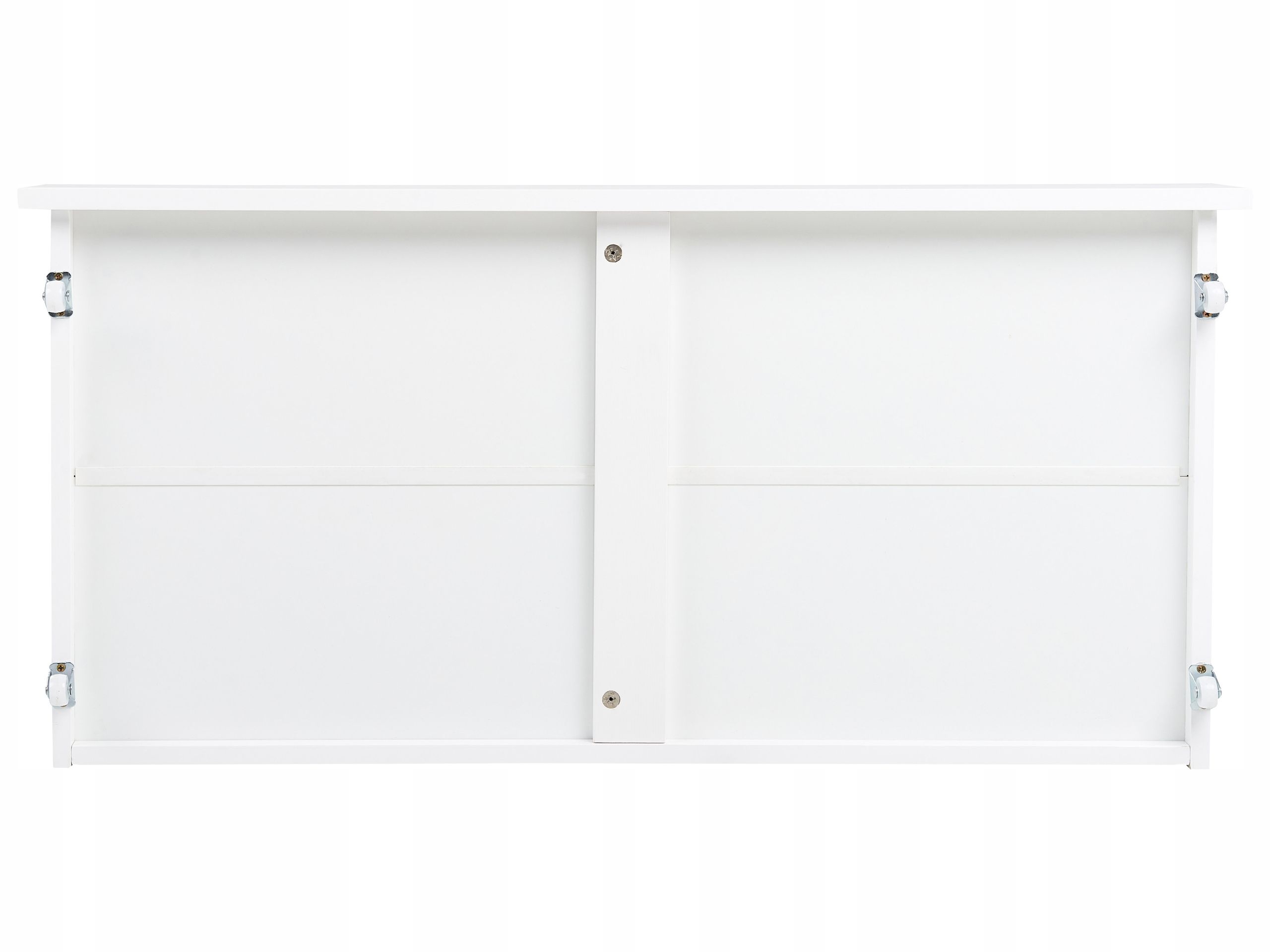 Trwałe wykonanie z drewna sosnowego