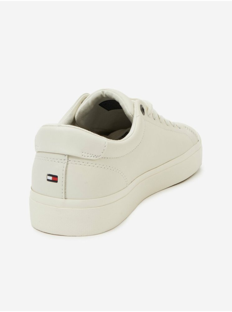 Funkcjonalność i Design – Sznurowane Buty Sportowe