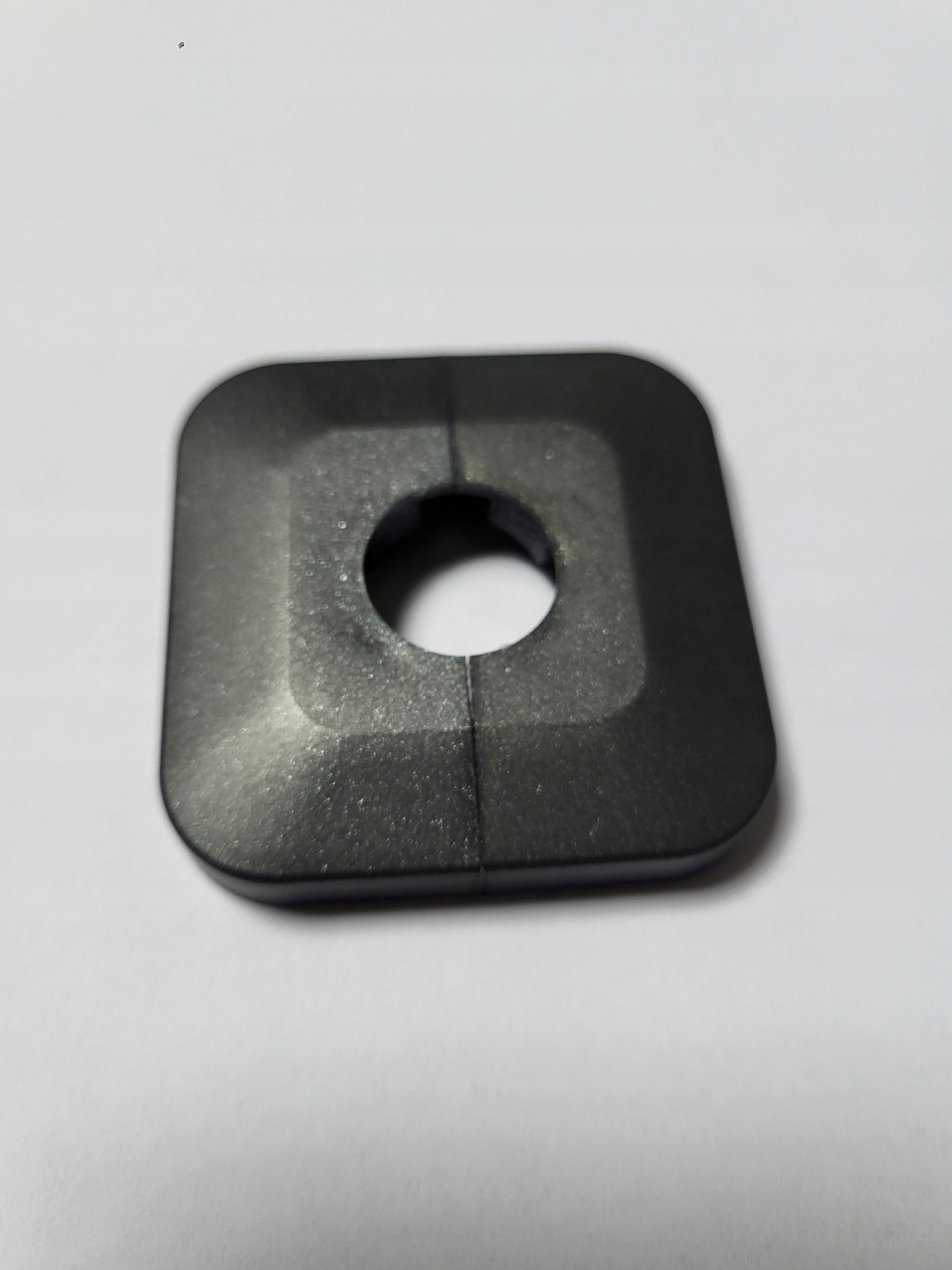 Materiał wykonania – trwałe tworzywo sztuczne PP