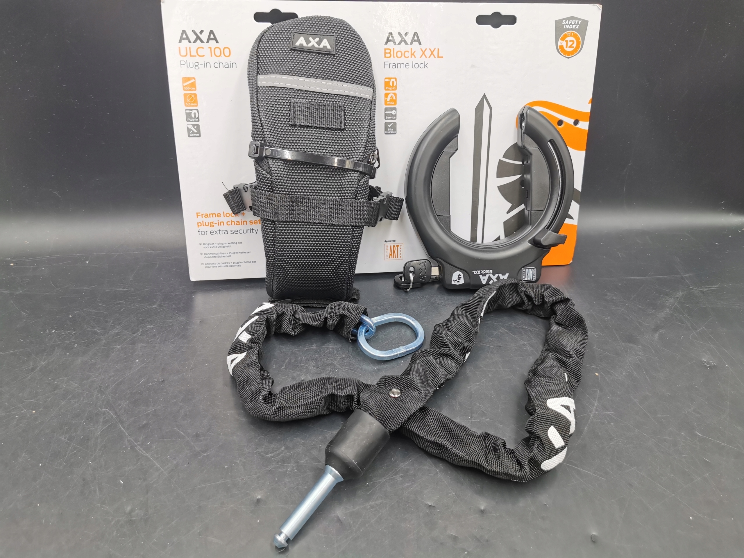 Komfort użytkowania - Ergonomiczny przycisk i torba podsiodłowa