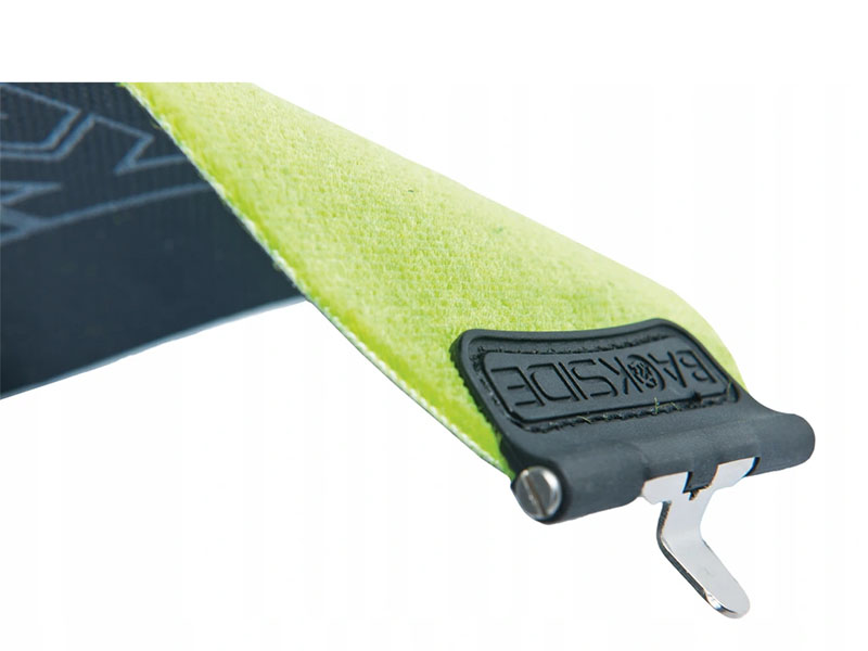 Materiał i konstrukcja – Mohair 70% / Nylon 30%