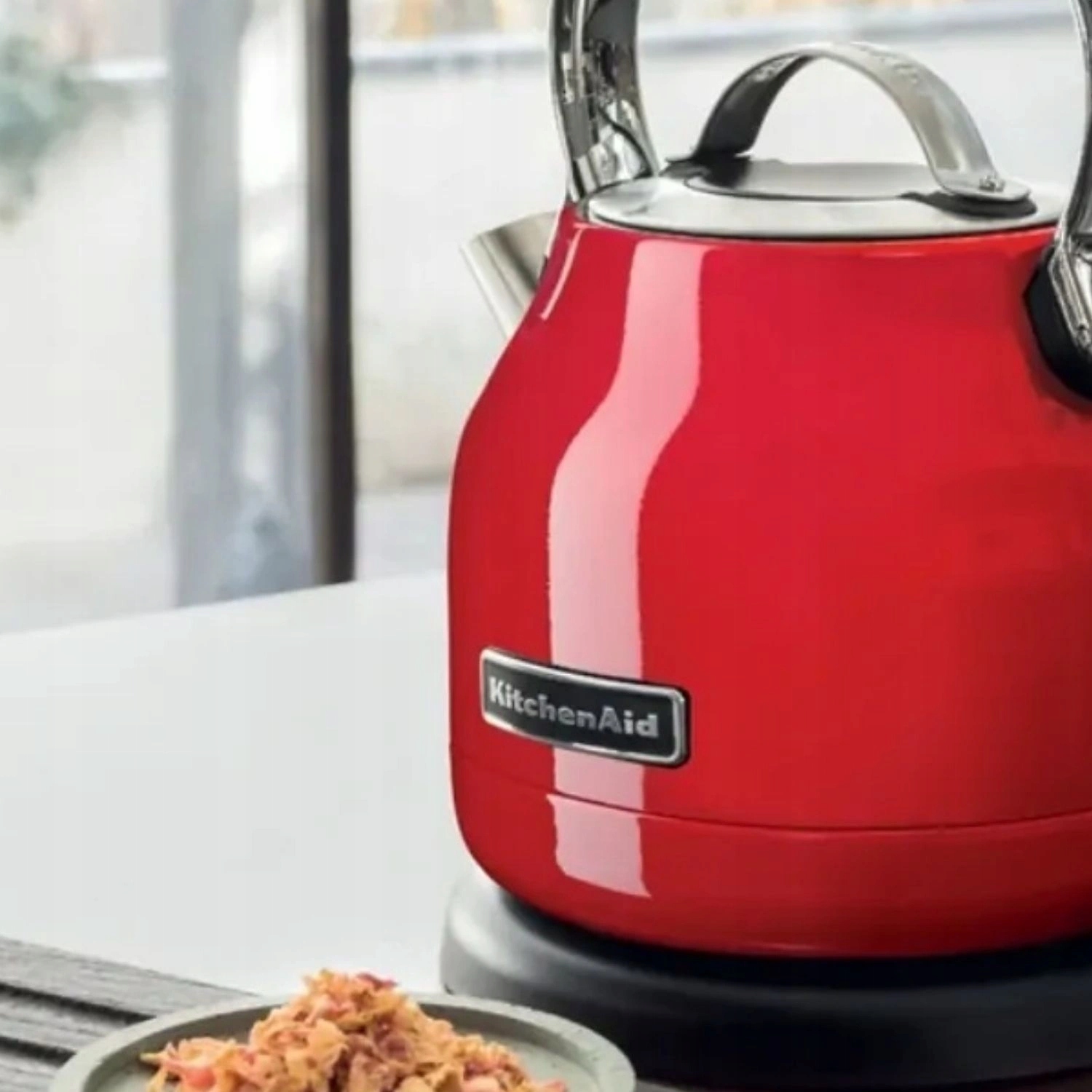 Dlaczego warto wybrać czajnik KitchenAid Stella?