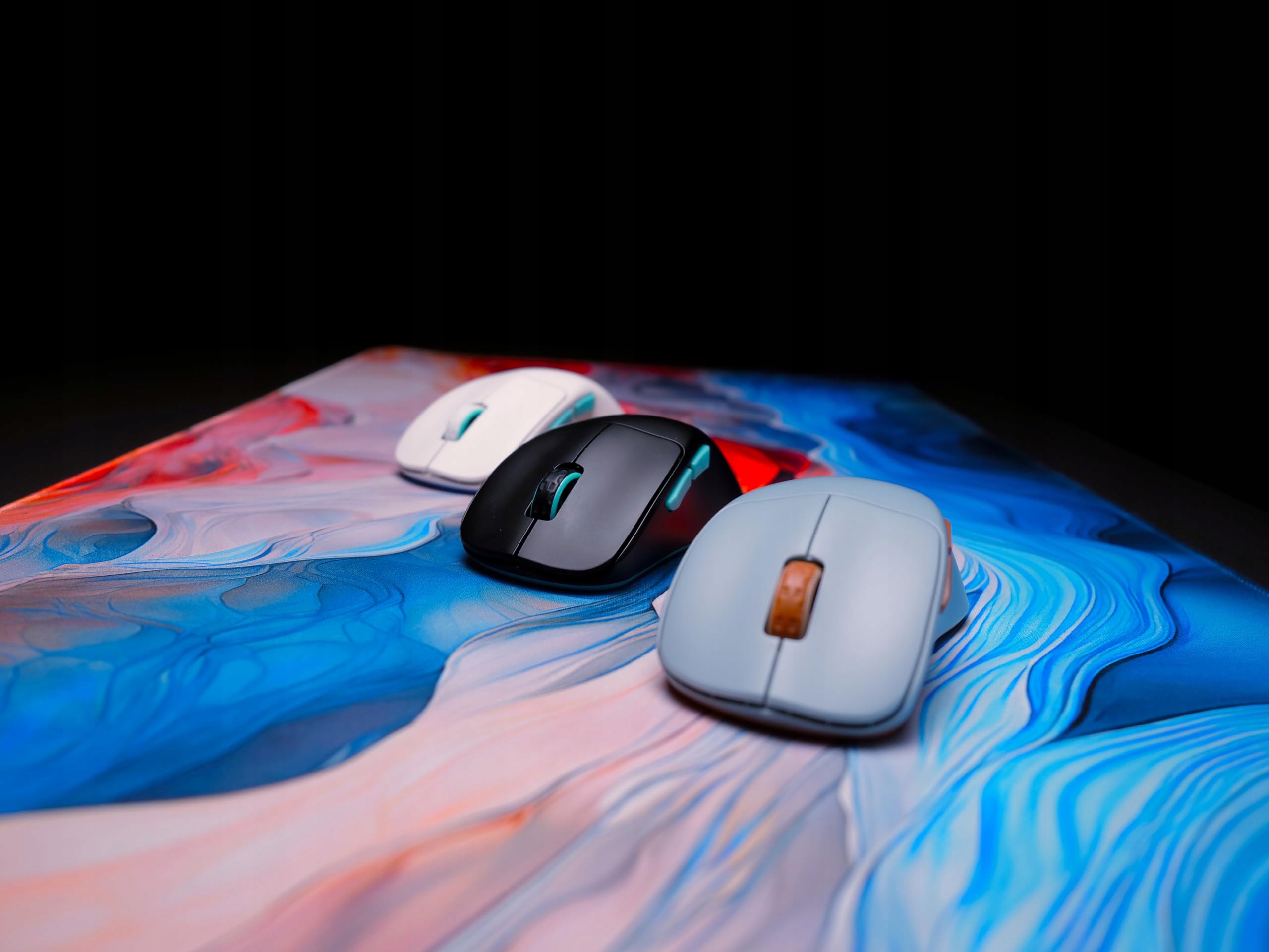 Ultralekka konstrukcja – tylko 53 g dla maksymalnej swobody ruchów