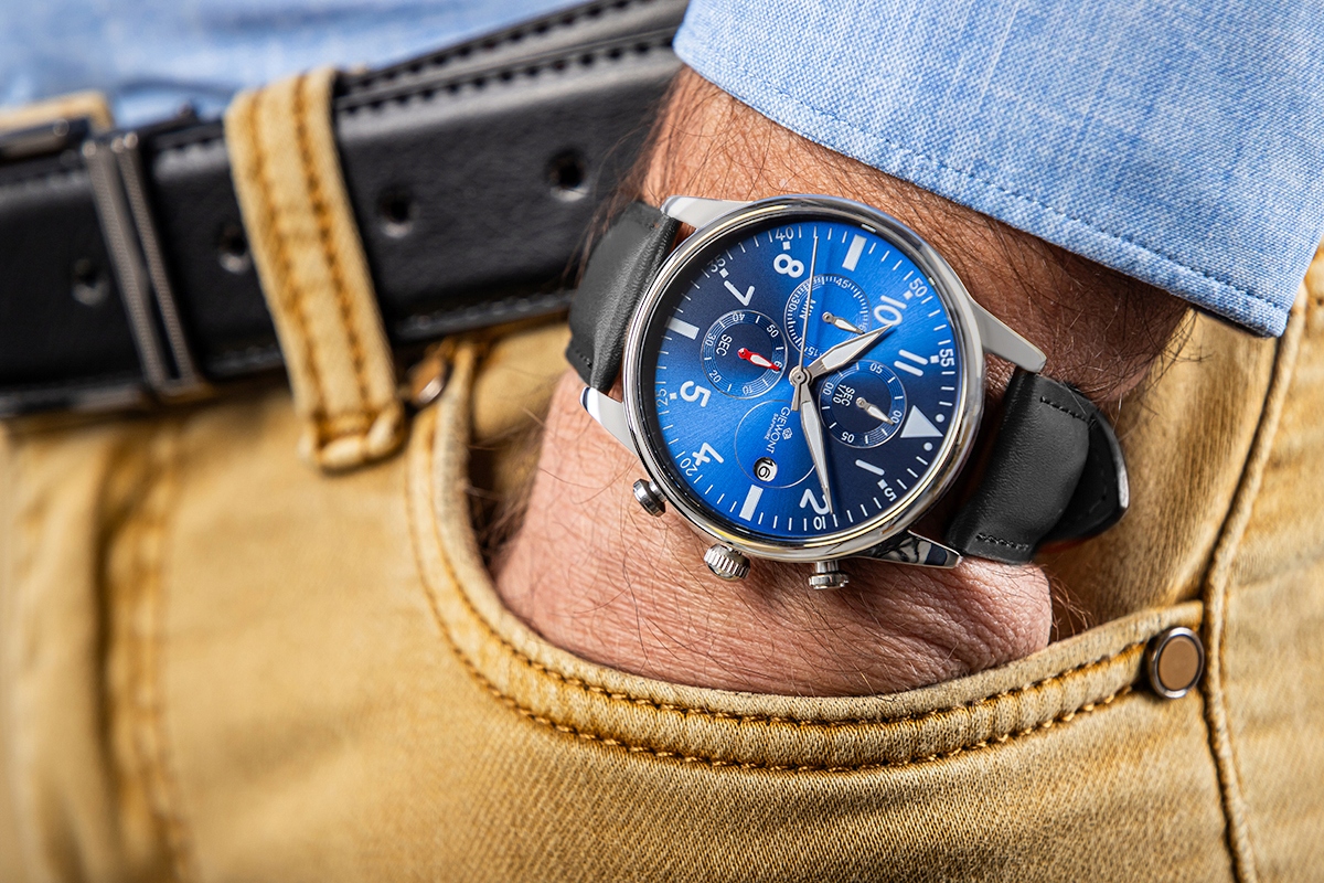Zegarek Męski Chronograph Sapphire Czarno Niebieski GW5630-A3 – Elegancja i funkcjonalność w jednym