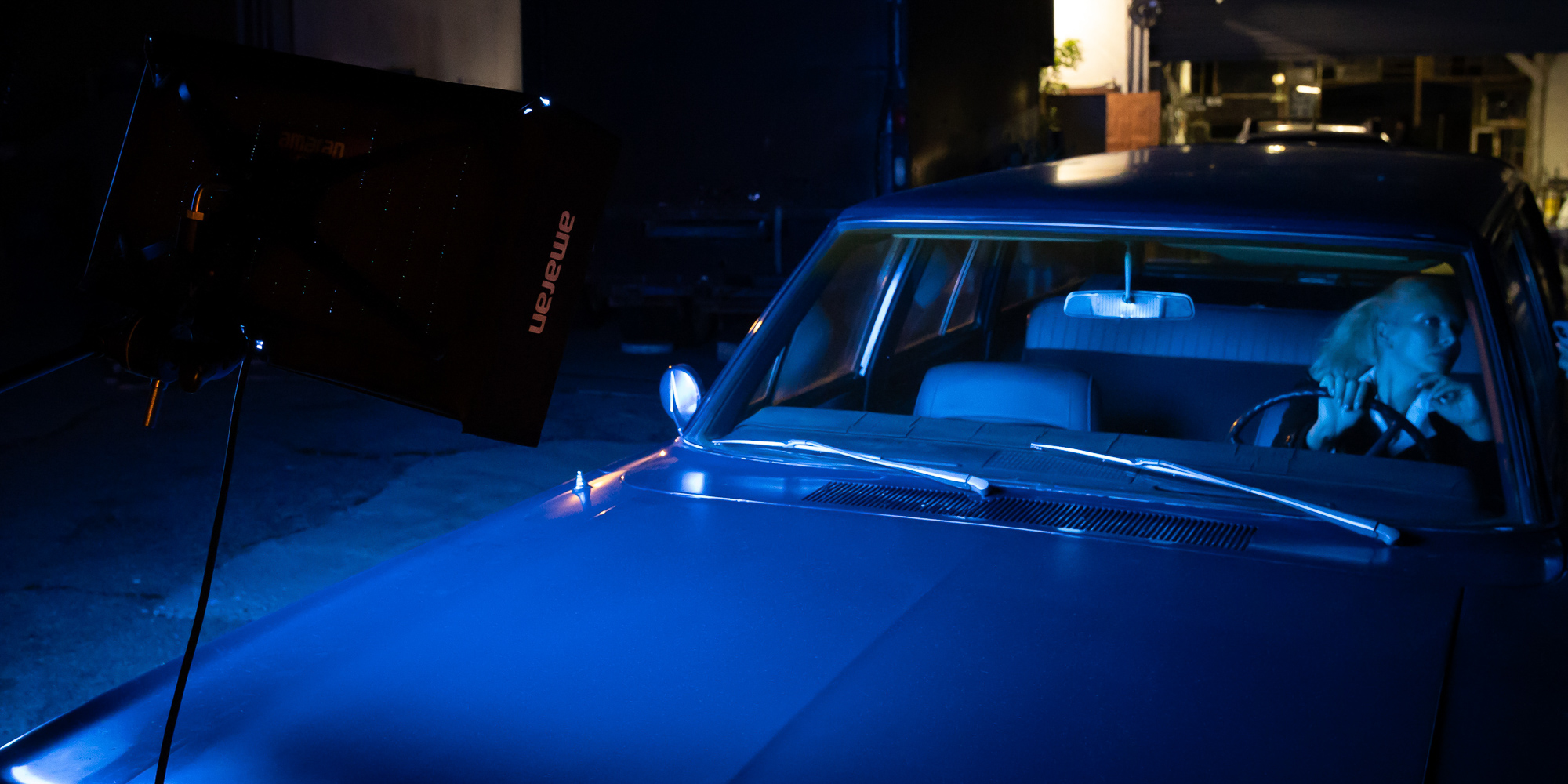 Lampa LED Amaran F21c - V-mount - Aplikacja Sidus Link