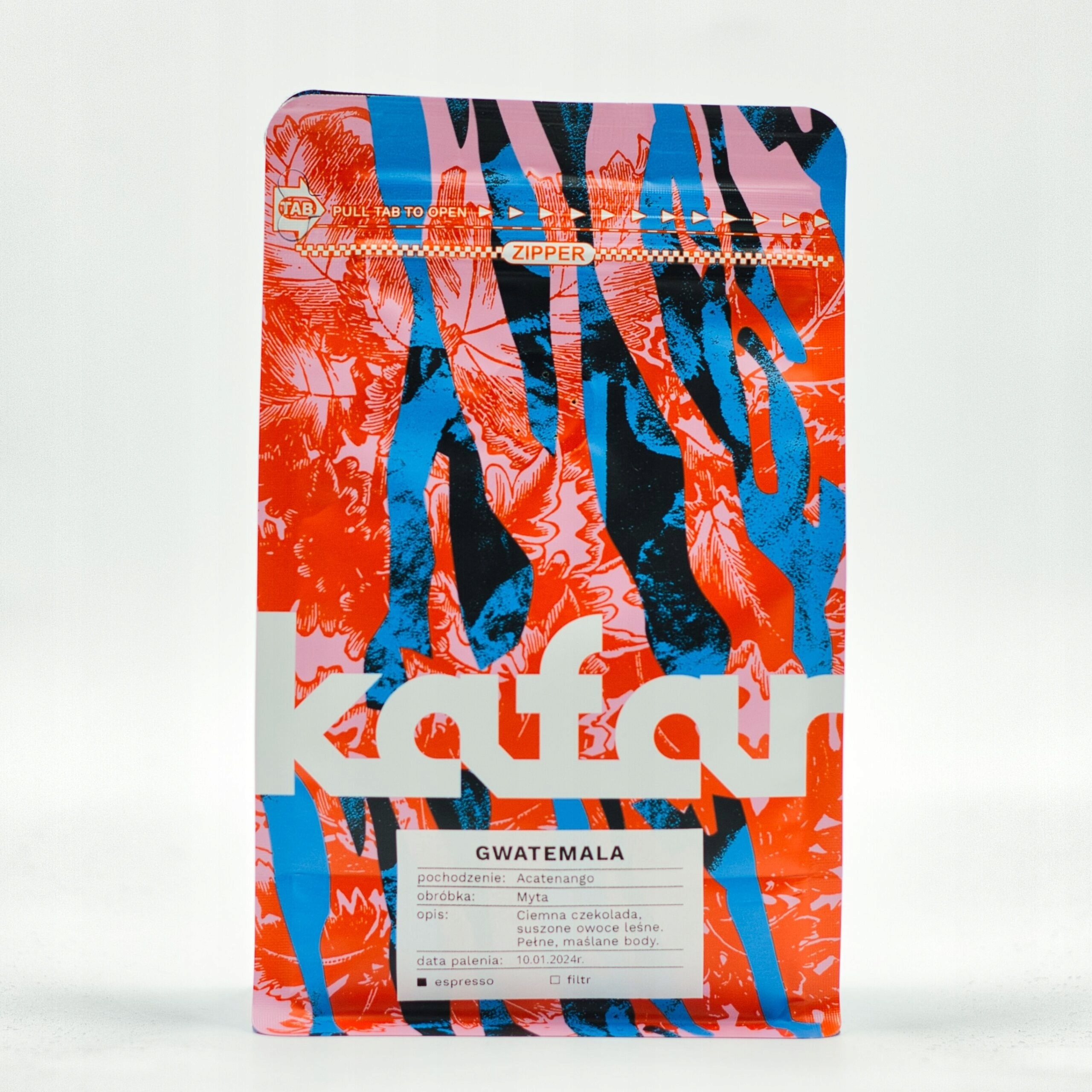 Profil smakowy – Suszone owoce, ciemna czekolada i pełne body