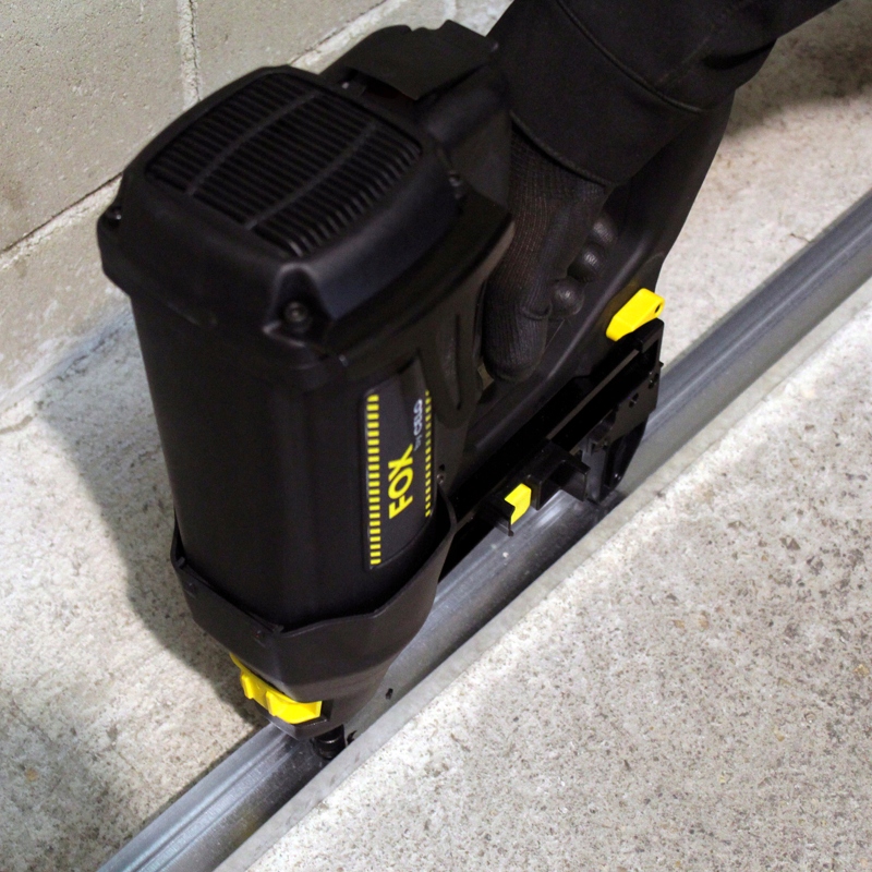 Wydajność i szybkość – Gwoździarka gazowa FOX20