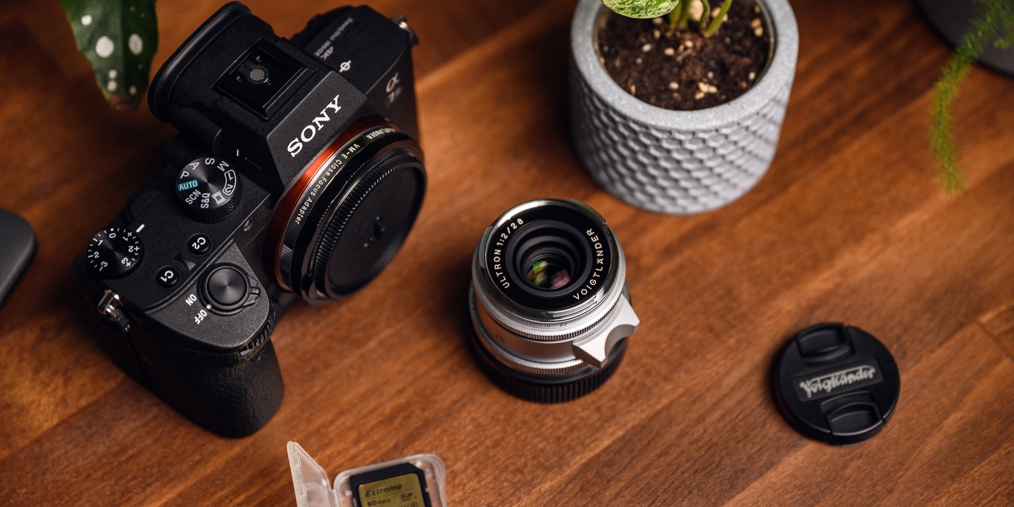 Obiektyw Voigtlander Ultron II Vintage Line 28 mm f/2,0 do Leica M - srebrny - Bagnet Leica M