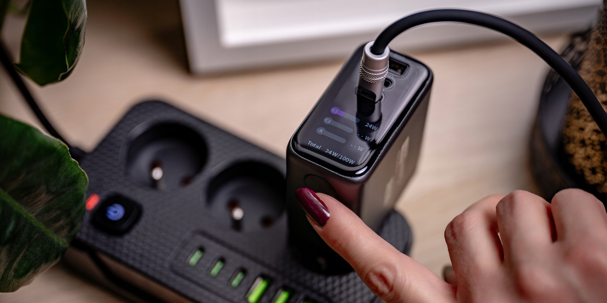 Szybkie ładowanie z Power Delivery i Quick Charge