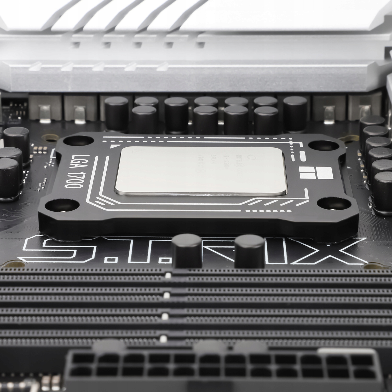 Thermalright LGA1700-BCF Juodas V2 – Idealne rozwiązanie dla procesorów Intel LGA1700