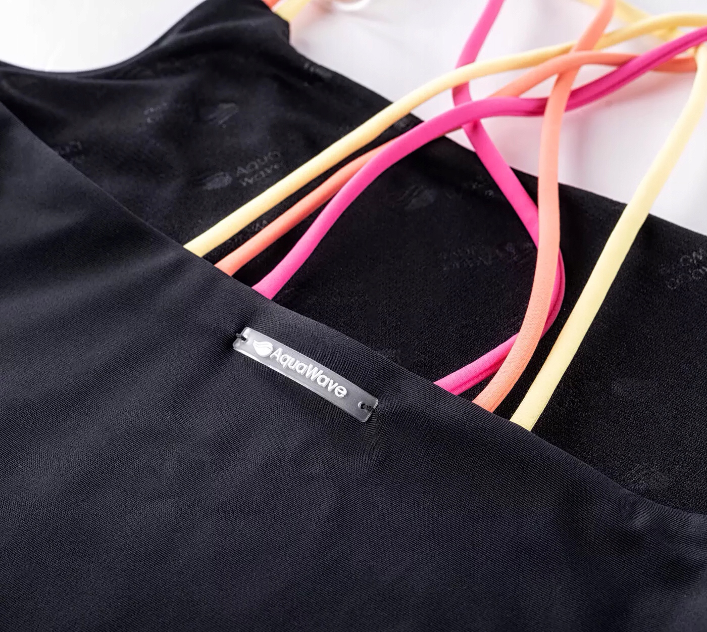 Wysoka jakość materiałów – 80% nylon, 20% elastan