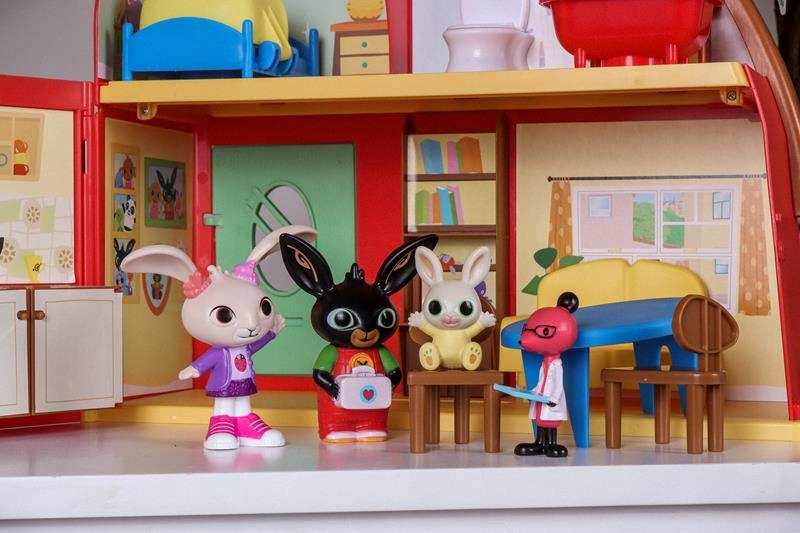 Wesołe przygody z Bingiem, Doktor Molly, Coco i Charliem