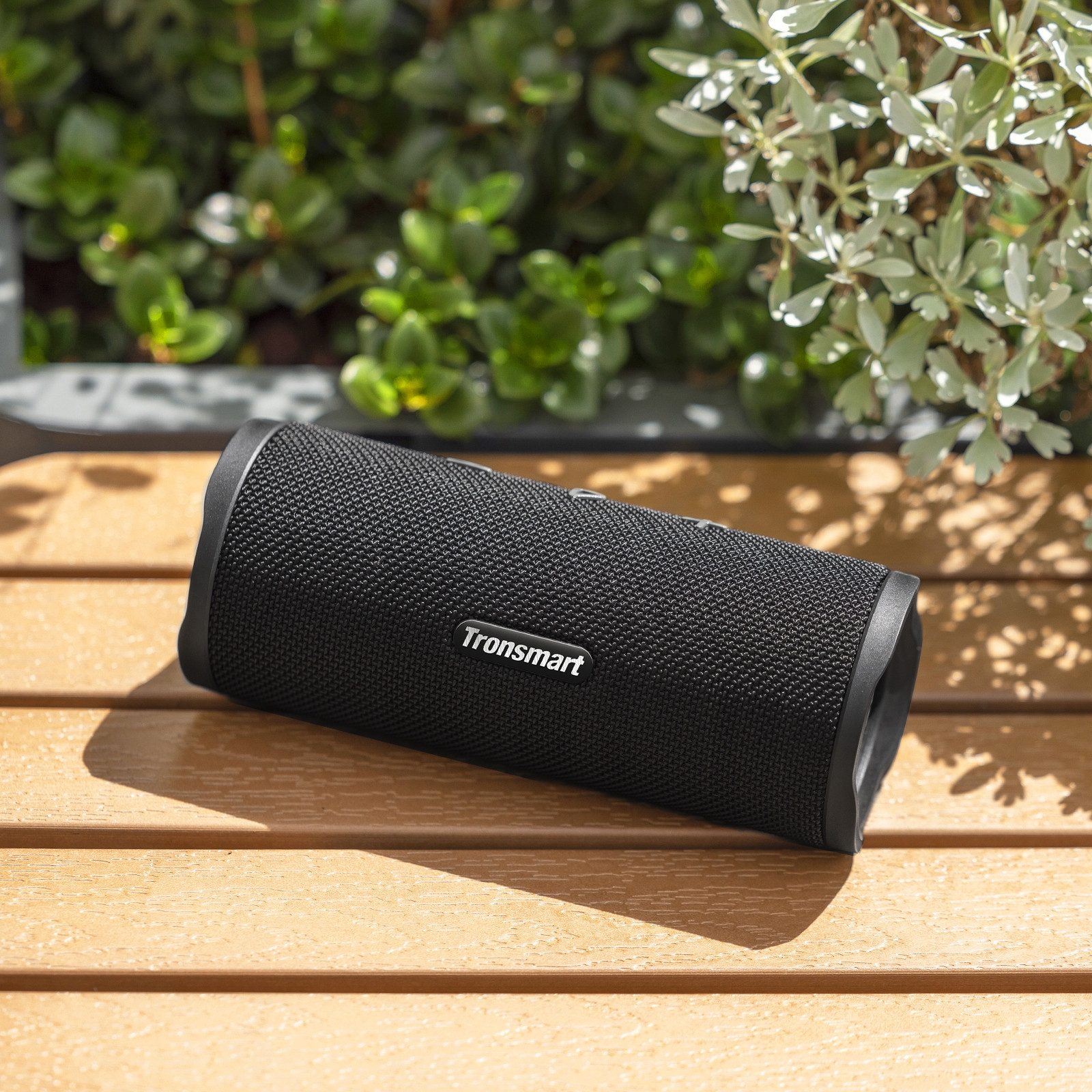 Pochłaniający dźwięk przestrzenny dzięki True Wireless Stereo