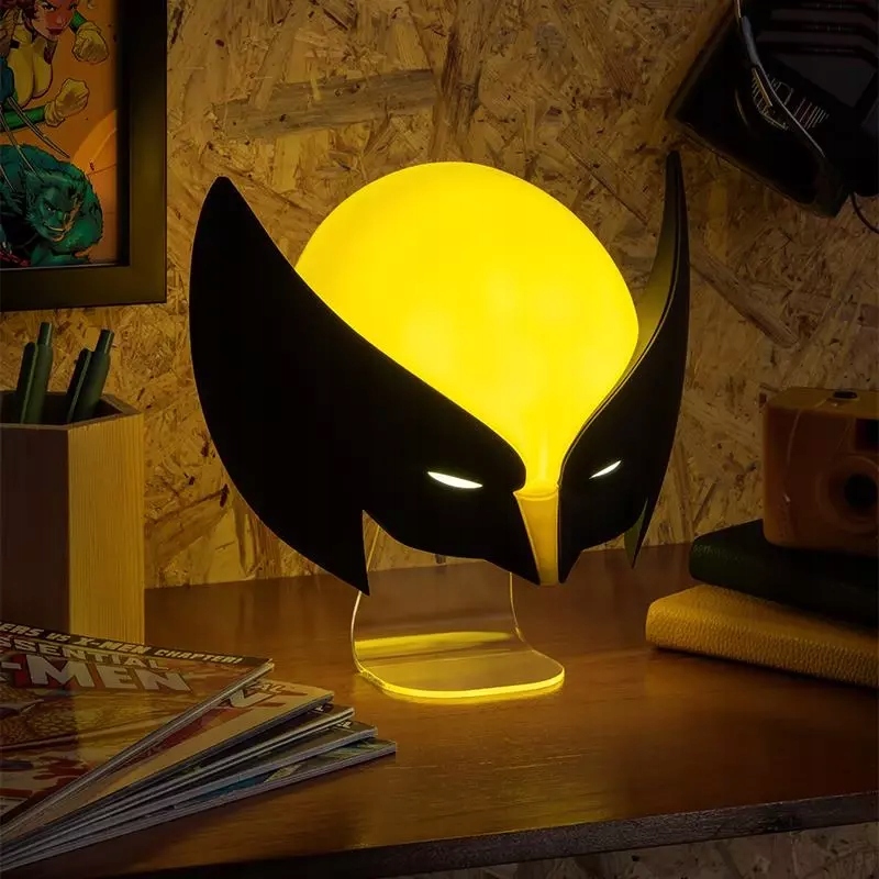 Wymiary lampki: wysokość 22 cm i szerokość 18 cm