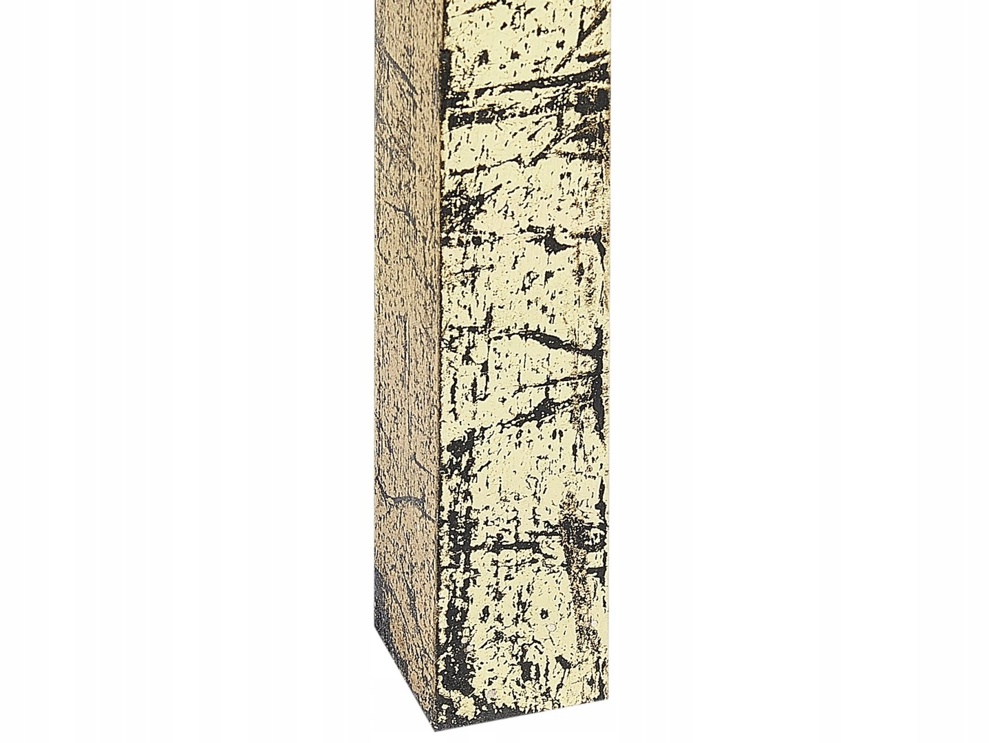 Rzeźbiony blat i złote wykończenie