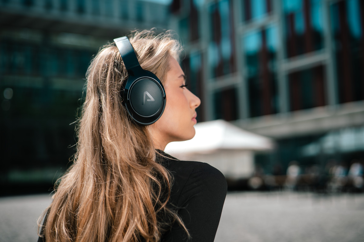 LAMAX MuseComfort1 ANC podróż