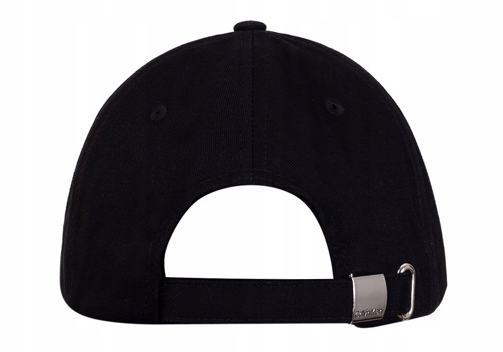 Klasyczny krój z wyszywanym logo 'ck'