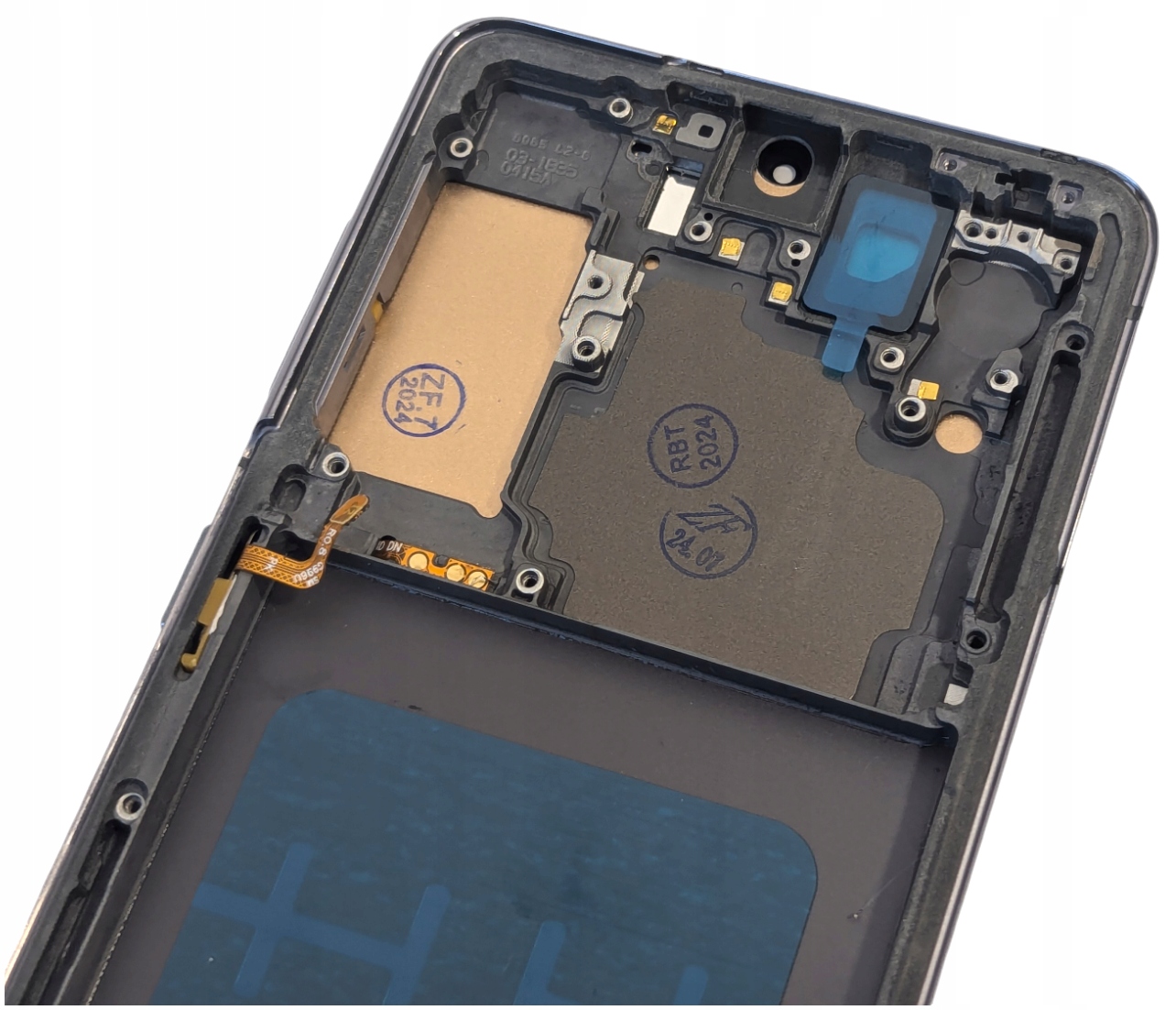 Kolor ramki i matryca – Szary (Phantom Grey) i 6,2